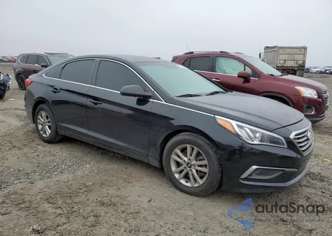 2016 Hyundai Sonata Se z USA, uszkodzony, nr VIN 5NPE24AF5GH391489